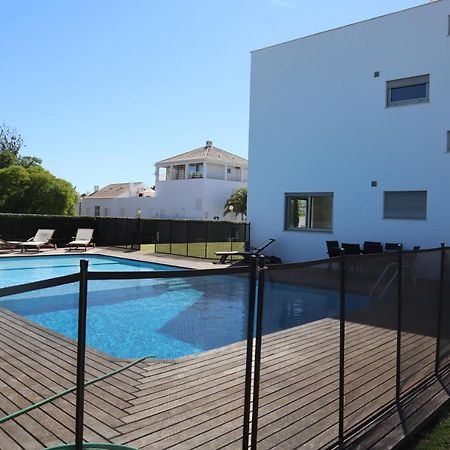 Vila dos Salgados em frentre a praia e ao Golf dos Salgados Guia (Faro) Exterior foto