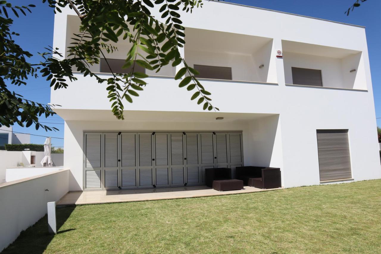 Vila dos Salgados em frentre a praia e ao Golf dos Salgados Guia (Faro) Exterior foto