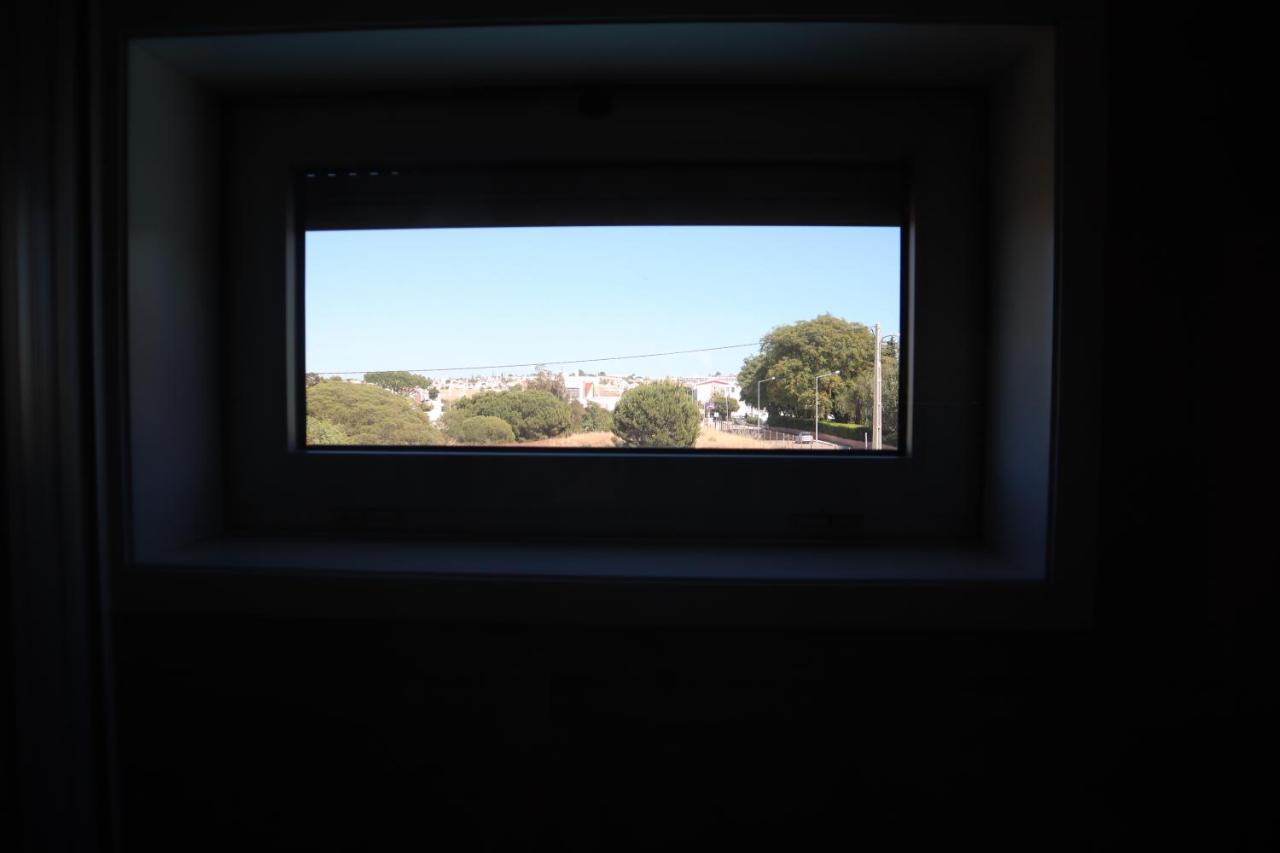 Vila dos Salgados em frentre a praia e ao Golf dos Salgados Guia (Faro) Exterior foto