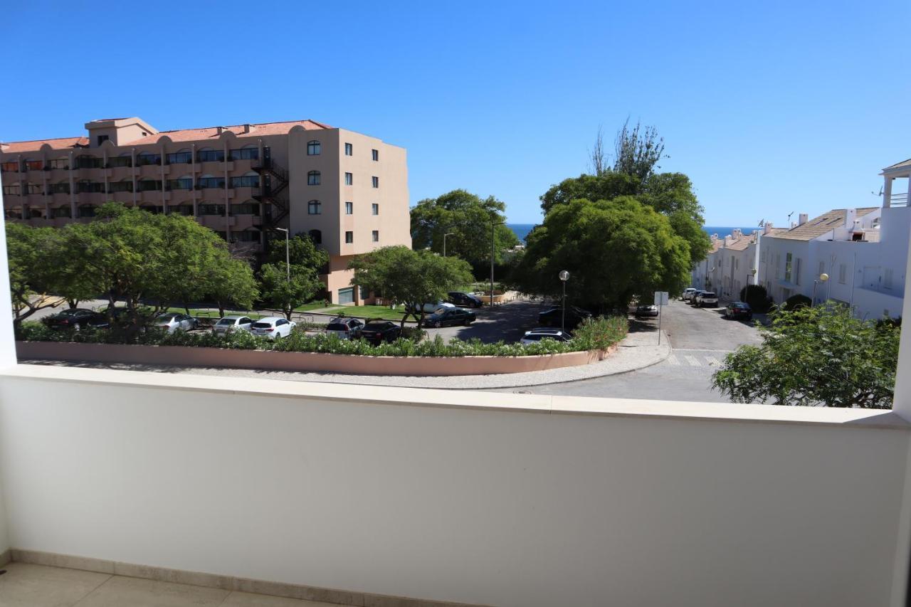 Vila dos Salgados em frentre a praia e ao Golf dos Salgados Guia (Faro) Exterior foto
